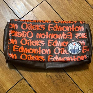 Edmonton Oilers NHL clutch purse